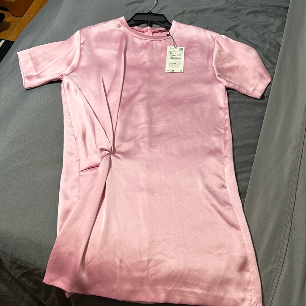 NWT Zara dress. Pink. Satin style.